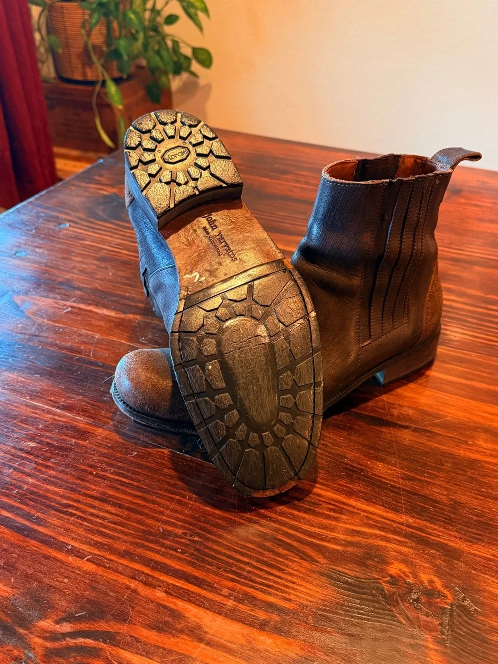 N/A john varvatos